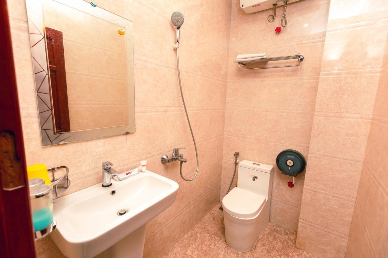 Oyo 653 Huong Thao Hotel Hanoi Zewnętrze zdjęcie
