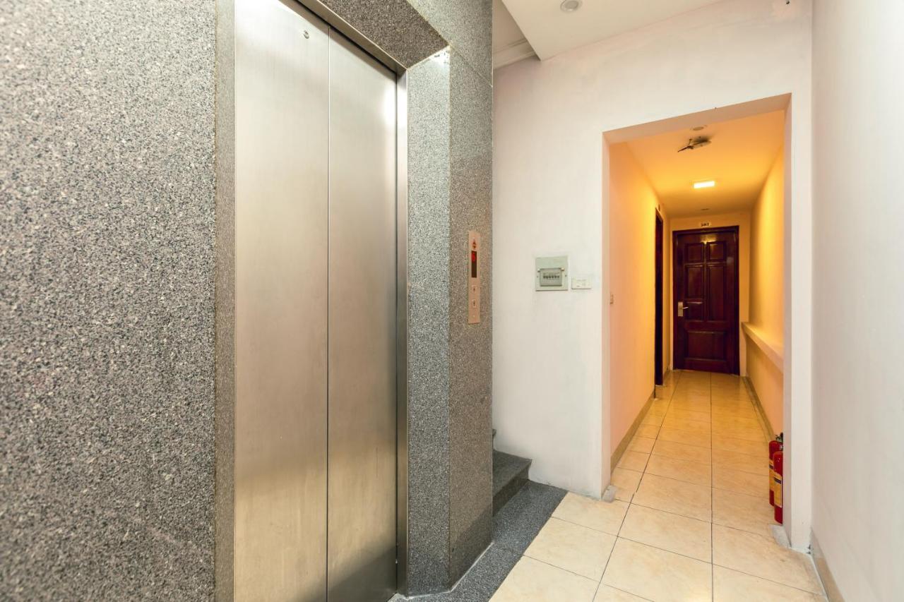 Oyo 653 Huong Thao Hotel Hanoi Zewnętrze zdjęcie